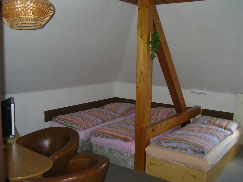 Pension Hubert Rozvadov Zimmer foto